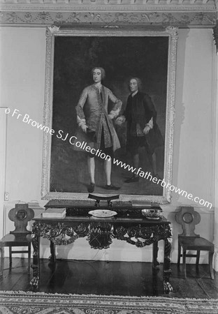 GLIN CASTLE  PICTURE IN HALL